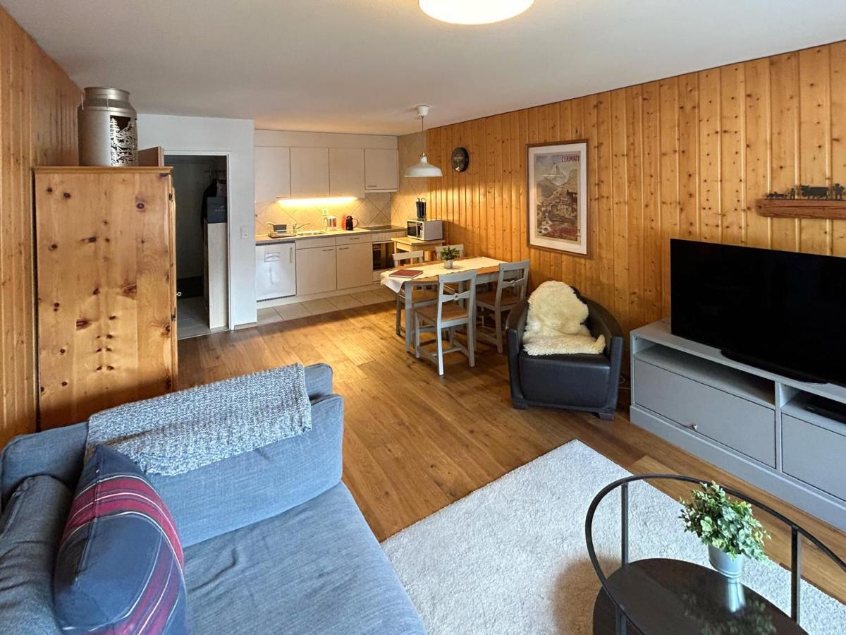 Beautiful Apartment In Zermatt With A Breathtaking View Of The Matterhorn Buitenkant foto