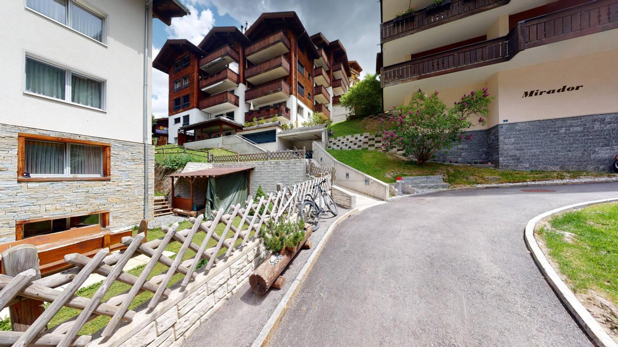 Beautiful Apartment In Zermatt With A Breathtaking View Of The Matterhorn Buitenkant foto